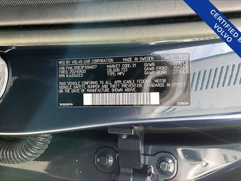 Certified 2023 Volvo XC60 B5 Plus w/ Protection Package Premier image 43