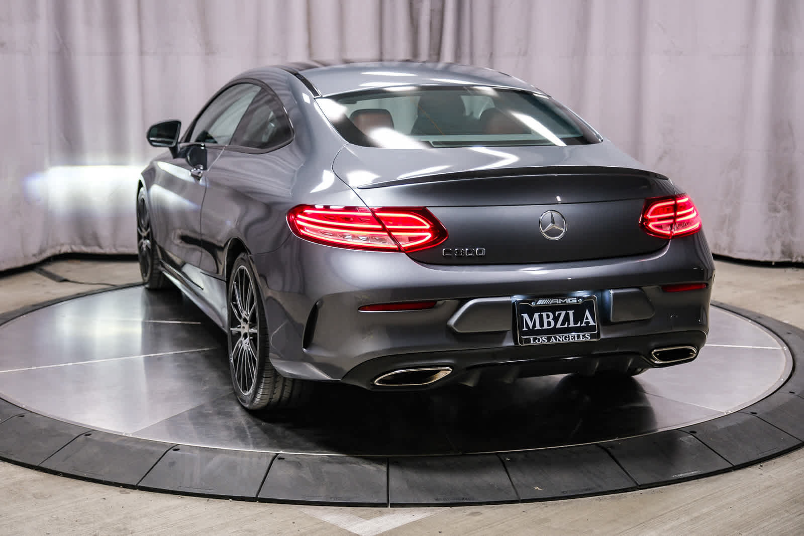 Used 2019 Mercedes-Benz C 300 Coupe image 2