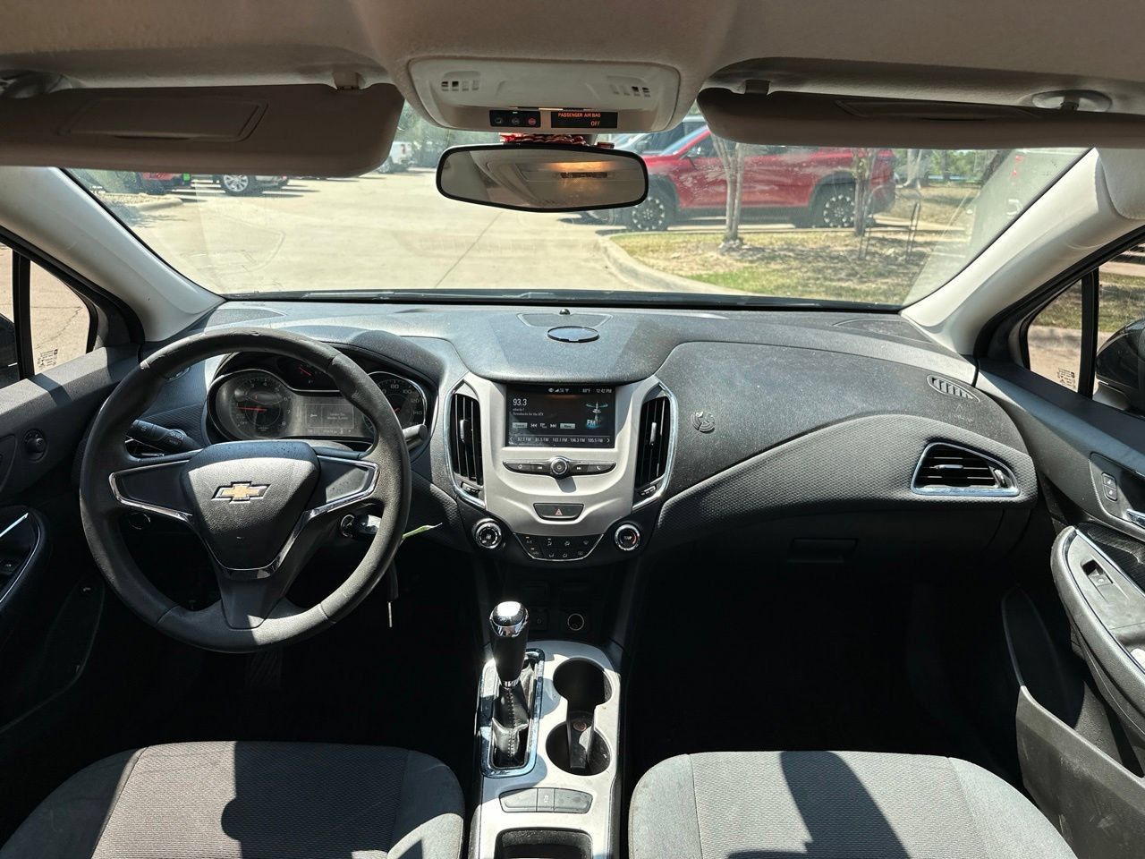 Used 2018 Chevrolet Cruze LS FWD image 12