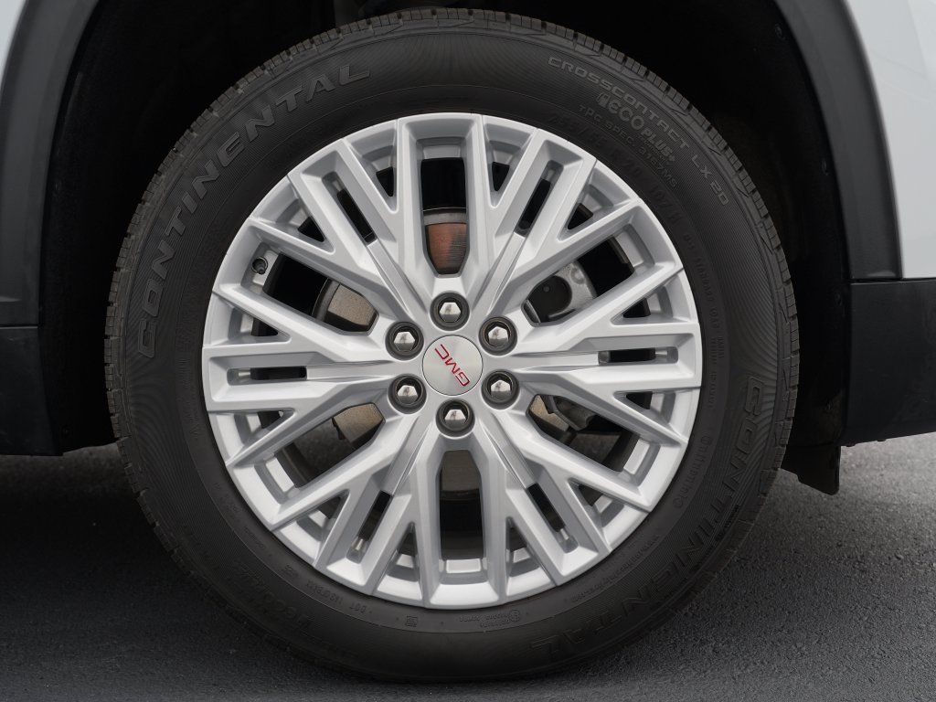 Certified 2026 GMC Acadia Elevation w/ Elevation Premium Package AWD/4WD image 31