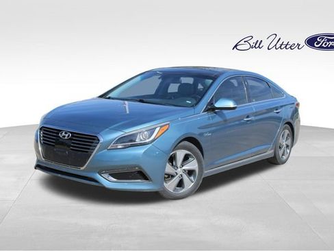 Used 2016 Hyundai Sonata Limited w/ Option Group 02 image 1