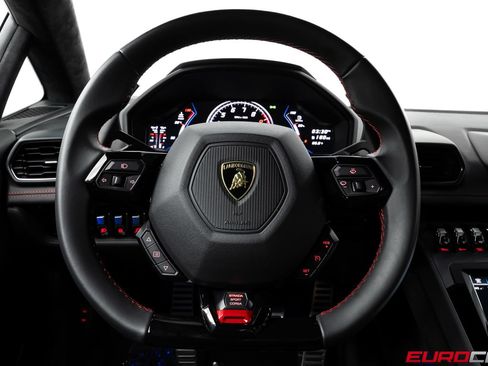 Used 2020 Lamborghini Huracan EVO AWD/4WD image 30