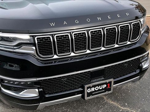 Used 2022 Jeep Wagoneer Series III w/ Premium Group I image 29