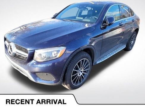 Used 2018 Mercedes-Benz GLC 300 4MATIC Coupe image 1