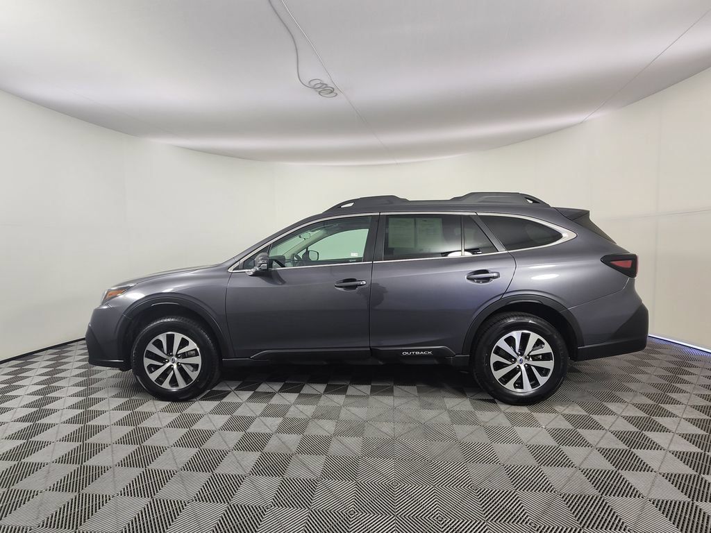Used 2022 Subaru Outback Premium AWD/4WD image 2