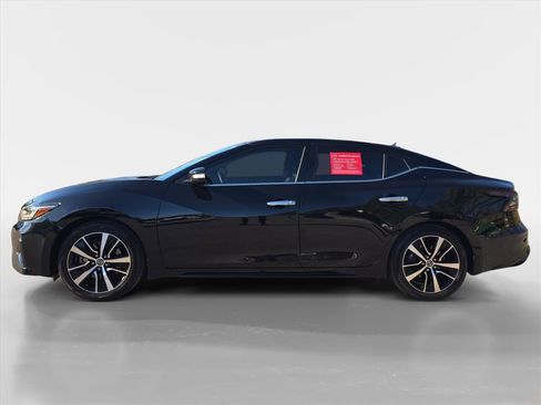 Used 2022 Nissan Maxima SV w/ Floor Mat Group image 2