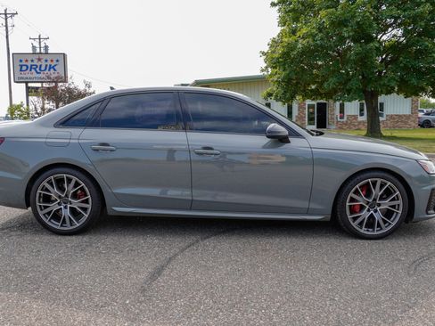 Used 2020 Audi S4 Premium Plus w/ Premium Plus Package AWD/4WD image 2