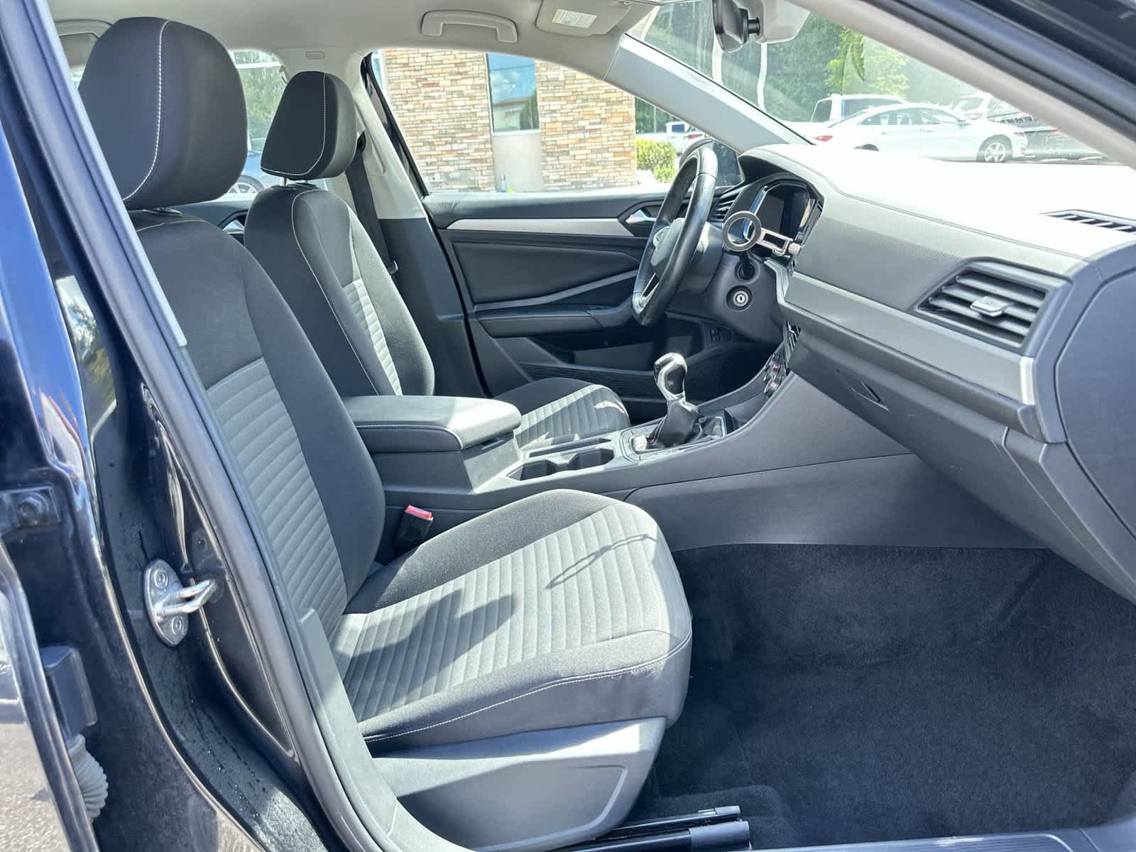 Used 2022 Volkswagen Jetta S FWD image 17