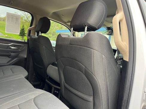 Used 2019 RAM 1500 Big Horn AWD/4WD image 35