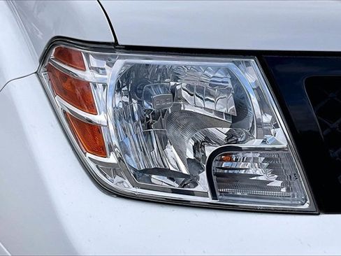 Used 2018 Nissan Frontier SV w/ Value Truck Package image 30