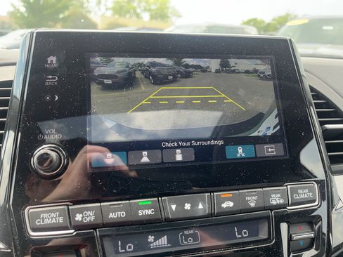 Used 2021 Honda Odyssey Elite image 32