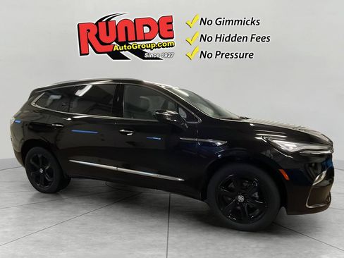 Used 2024 Buick Enclave Essence w/ Experience Buick Package AWD/4WD image 8