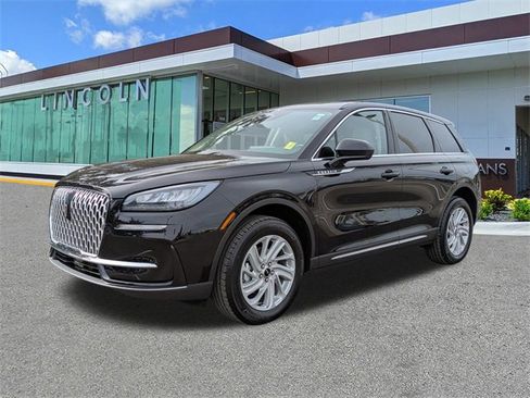 Used 2025 Lincoln Corsair Premiere image 8