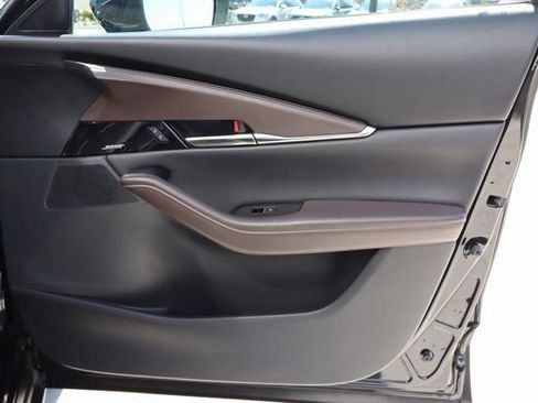 Used 2023 MAZDA CX-30 AWD 2.5 S w/ Premium Package image 28