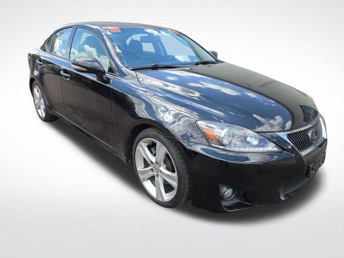 Used 2013 Lexus IS 250 w/ Premium Pkg Value Edition RWD image 7