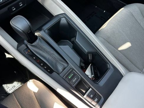 Used 2023 Honda Accord EX image 31