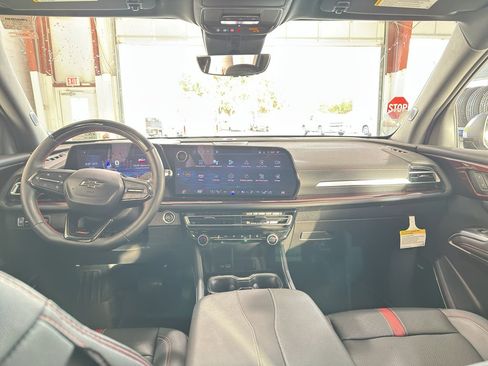 Used 2024 Chevrolet Traverse RS w/ LPO, Floor Liner Package image 16