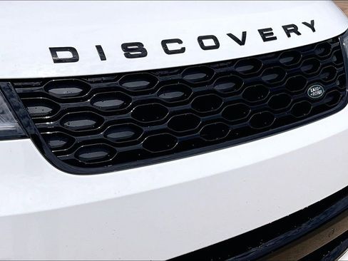 Used 2025 Land Rover Discovery Dynamic SE AWD/4WD image 29