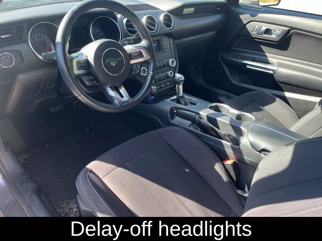 Used 2021 Ford Mustang Coupe RWD image 10