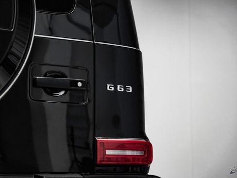 Used 2027 Mercedes-Benz G 63 AMG 4MATIC image 17