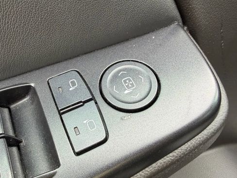 Used 2017 Chevrolet Tahoe LT image 19