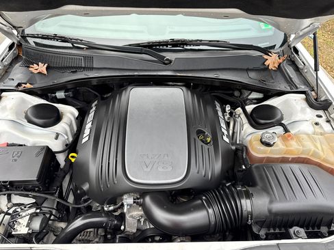 Used 2018 Chrysler 300 C w/ Sun, Sound & Nav Package image 6