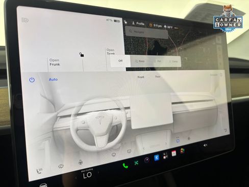 Used 2024 Tesla Model Y Long Range AWD/4WD image 18
