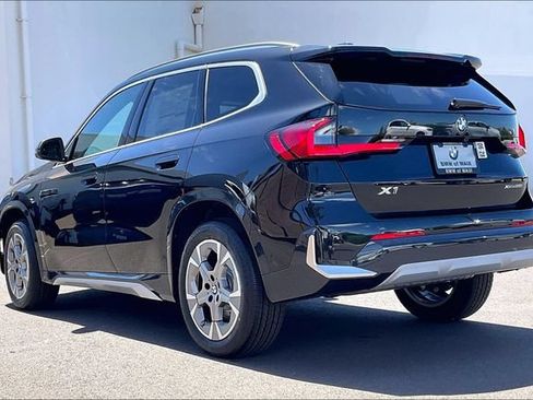 New 2026 BMW X1 xDrive28i w/ Technology Package AWD/4WD image 3