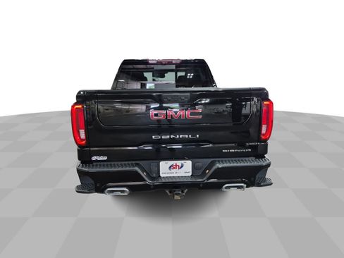 Used 2022 GMC Sierra 1500 Denali w/ Technology Package AWD/4WD image 8