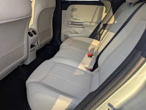 Used 2026 Mercedes-Benz GLA 250 image 13