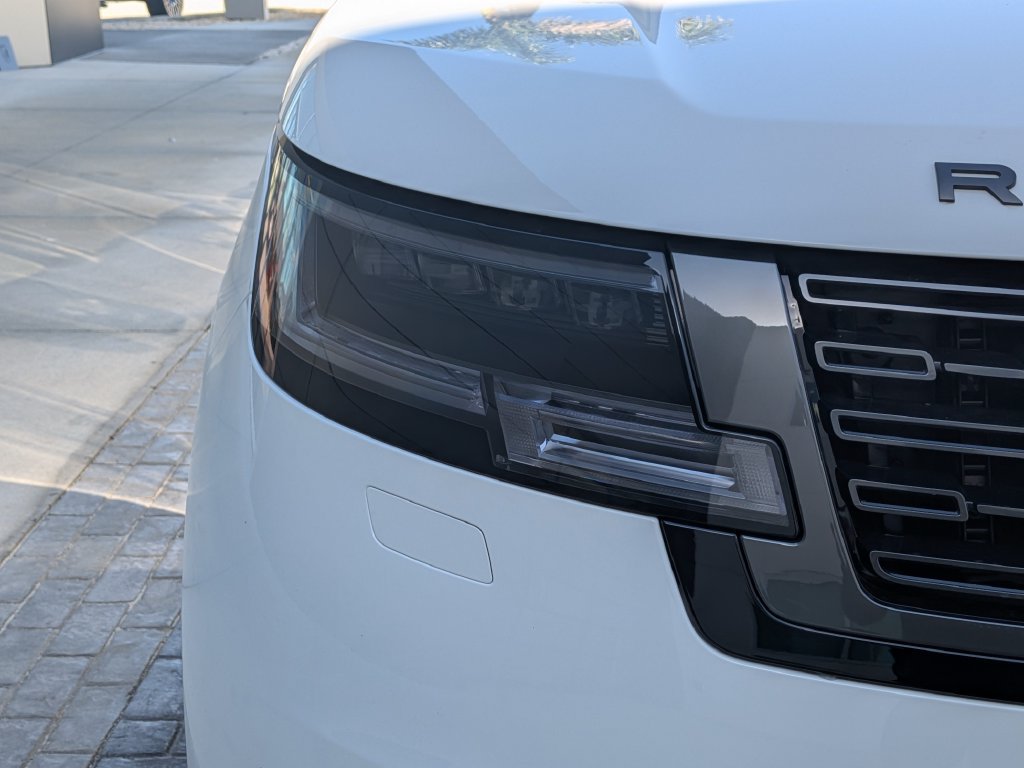 New 2026 Land Rover Range Rover SE AWD/4WD image 10