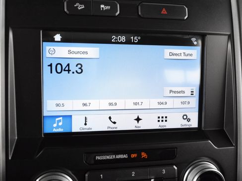 Used 2016 Ford F150 Lariat w/ Equipment Group 502A Luxury image 22