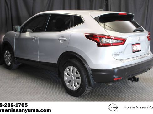 Used 2020 Nissan Rogue Sport S FWD image 15