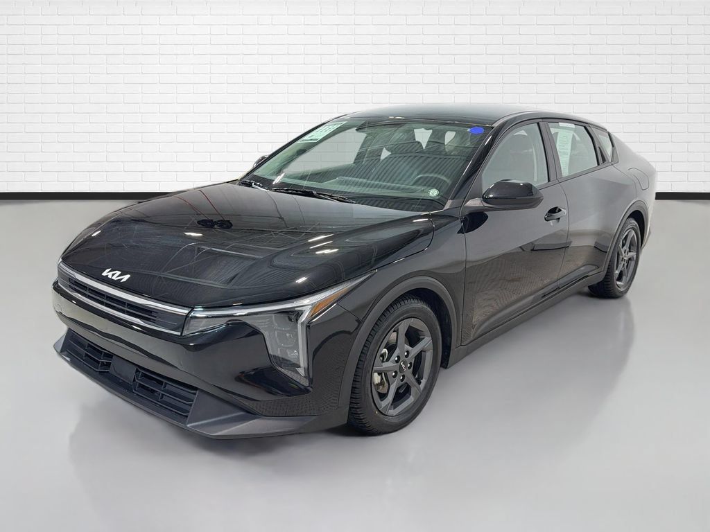Used 2025 Kia K4 FWD image 5