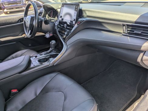 Used 2024 Toyota Camry XSE image 12