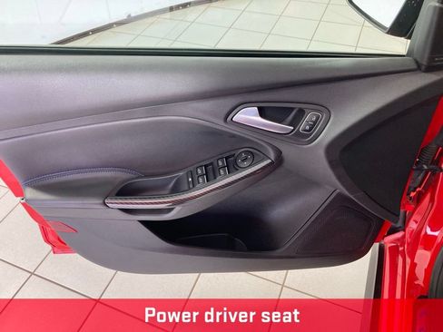 Used 2018 Ford Focus RS AWD/4WD image 12
