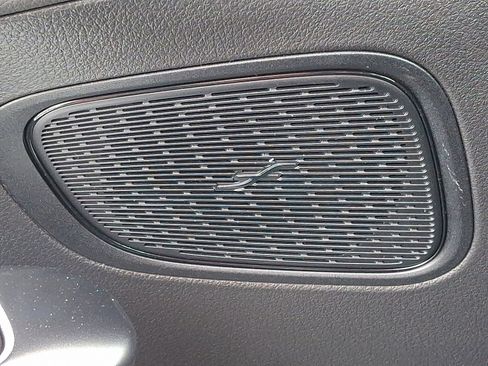 Certified 2025 Mercedes-Benz GLC 300 4MATIC image 23
