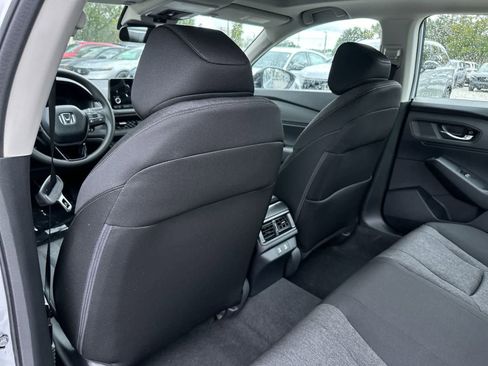 Used 2025 Honda Accord SE image 14