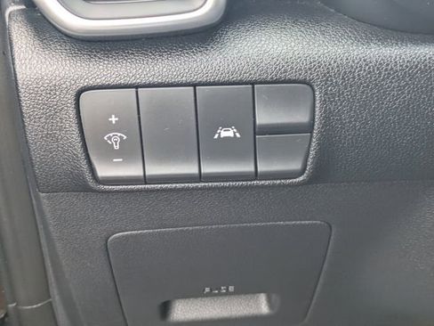 Used 2021 Kia Sportage LX FWD image 21