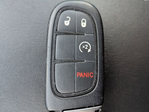 Used 2022 Jeep Cherokee Latitude Lux w/ Sun & Sound Group image 31