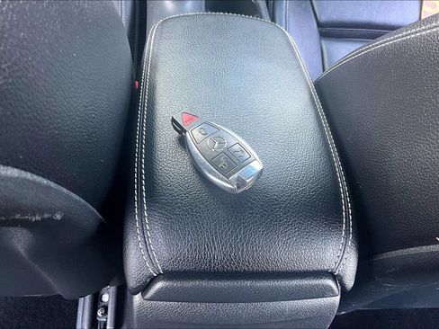 Used 2019 Mercedes-Benz CLA 250 image 14
