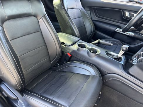 Used 2020 Ford Mustang GT Premium w/ Equipment Group 401A image 9