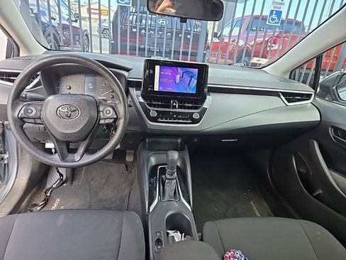 Used 2023 Toyota Corolla LE image 22