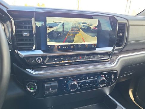 Used 2024 Chevrolet Silverado 1500 LTZ image 20