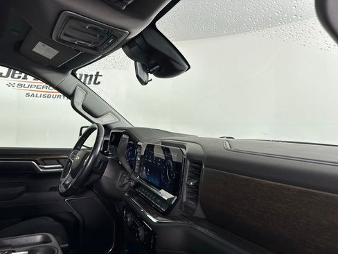 Used 2023 Chevrolet Silverado 1500 LT image 28