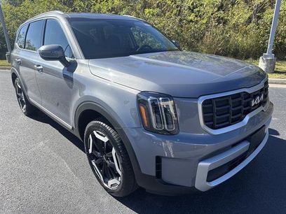 New 2025 Kia Telluride S