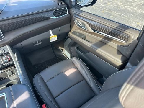 Used 2023 GMC Yukon Denali image 18