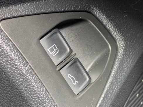 Used 2024 Volkswagen Jetta SE FWD image 21