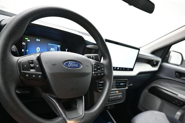 Used 2026 Ford Maverick XLT FWD image 10
