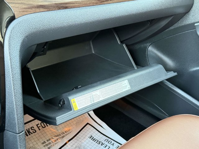 Certified 2022 Volkswagen Passat 2.0T FWD image 34